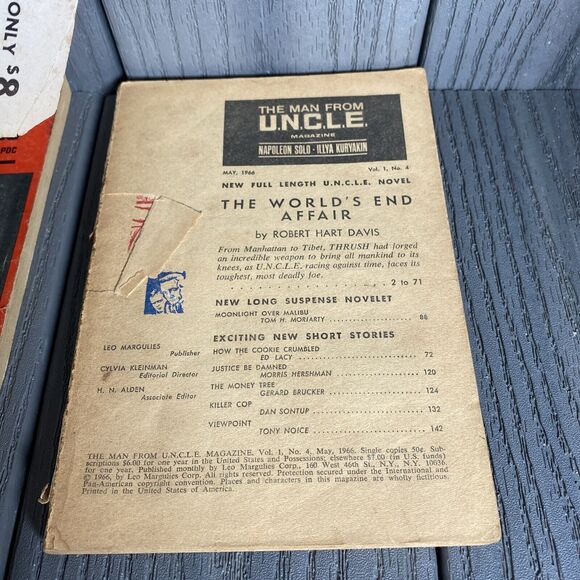 THE MAN FROM UNCLE/U.N.C.L.E. MAGAZINE Issue Vol 4.1, 2.5 + 1.4/ 1.6(Damaged) - Picture 5 of 13